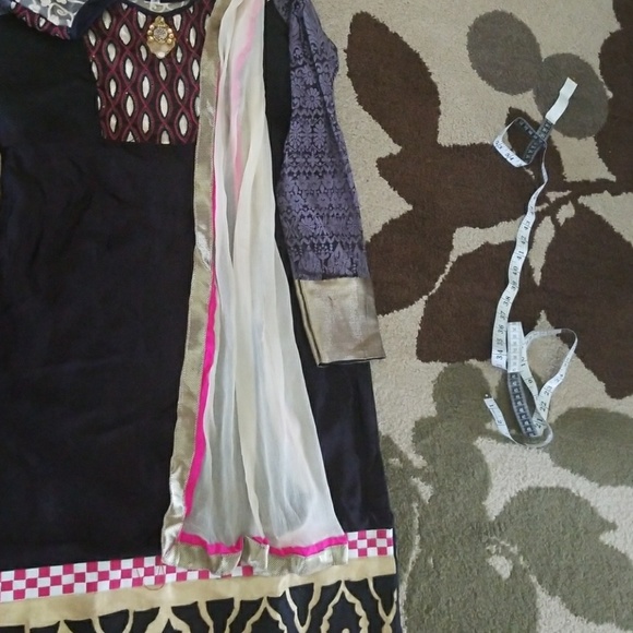 Indian straight cut dress. - Picture 4 of 6